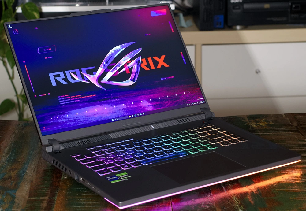 Laptop ASUS ROG STRIX G614J - 16" WUXGA, (2560x1600) IPS, 165Hz  i9-14900HX, 1TB SSD, 16GB DDR5, RTX 4070 8GB, 3C-Eclipse Gray ROG Casing Windows - 90NR0IG5-M005A0