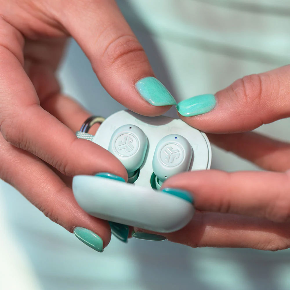 Audífonos JLAB, JBUSD MINI COLOR MENTA 20Hrs. total,  Bluetooth v5.3, 30% smaler, apple-android conexion 2 disposit.- EBJBMINIRMNT124