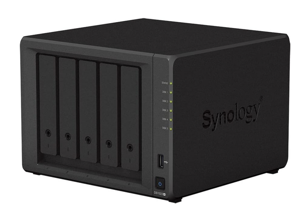 Synology DS1522+ DiskStation NAS de 5 bahías (AMD Ryzen R1600 8GB Ram 4xRJ-45 1GbE LAN-Port)